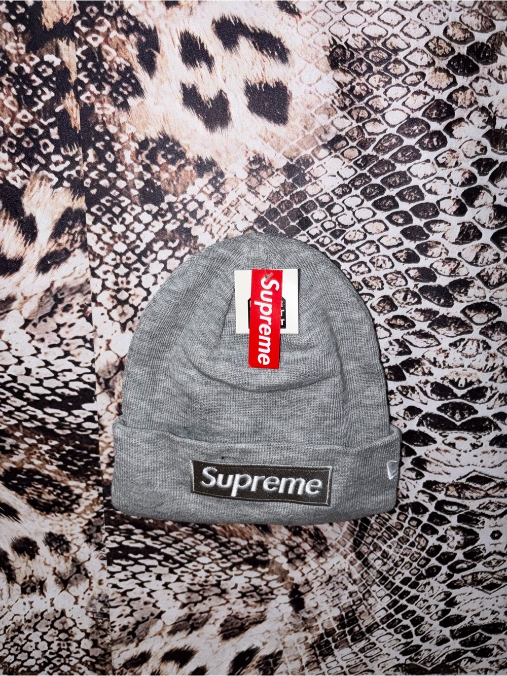 Supreme Light Gray Ribbed Beanie with Red Tag
